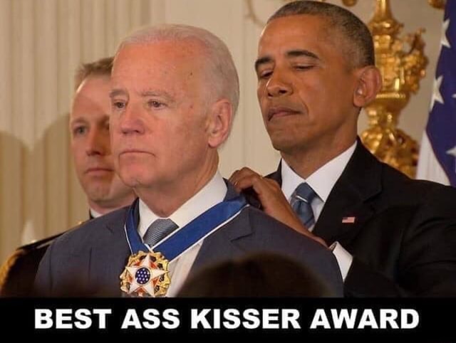 BEST ASS KISSER AWARD - iFunny
