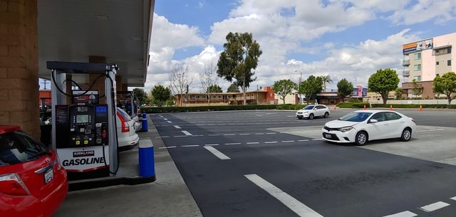 this-is-the-costco-gas-station-in-fullerton-california-today-at-noon