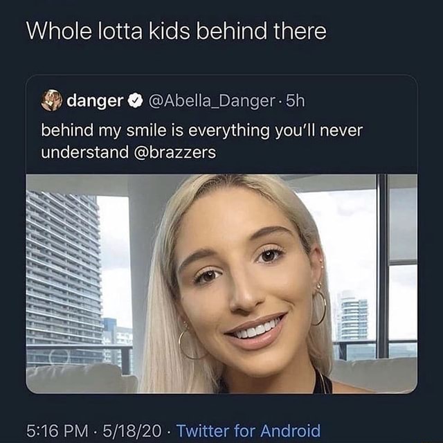 Whole lotta kids behind there & danger Abella_Danger