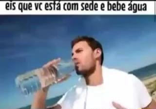 Eis que vc está com sede e bebe água - iFunny Brazil