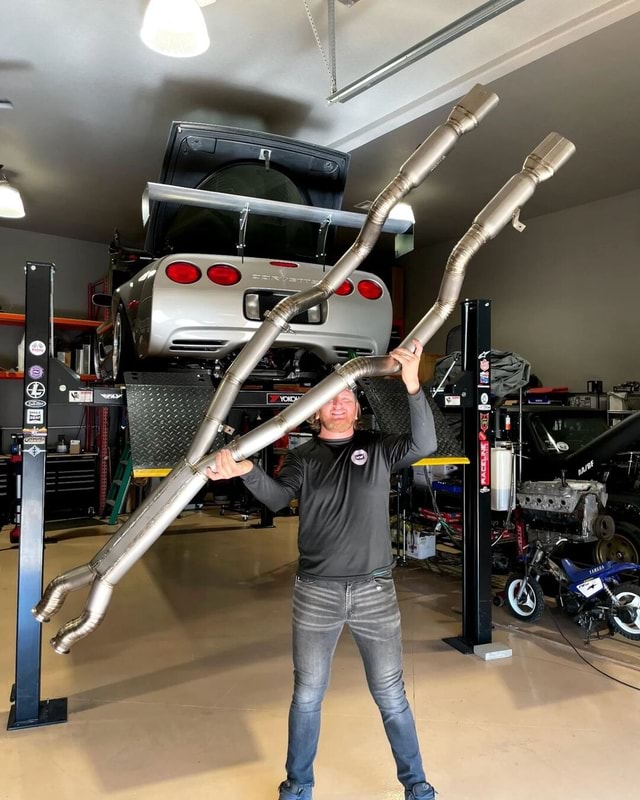 This TiconTuesday is featuring this awesome Custom Titanium Exhaust