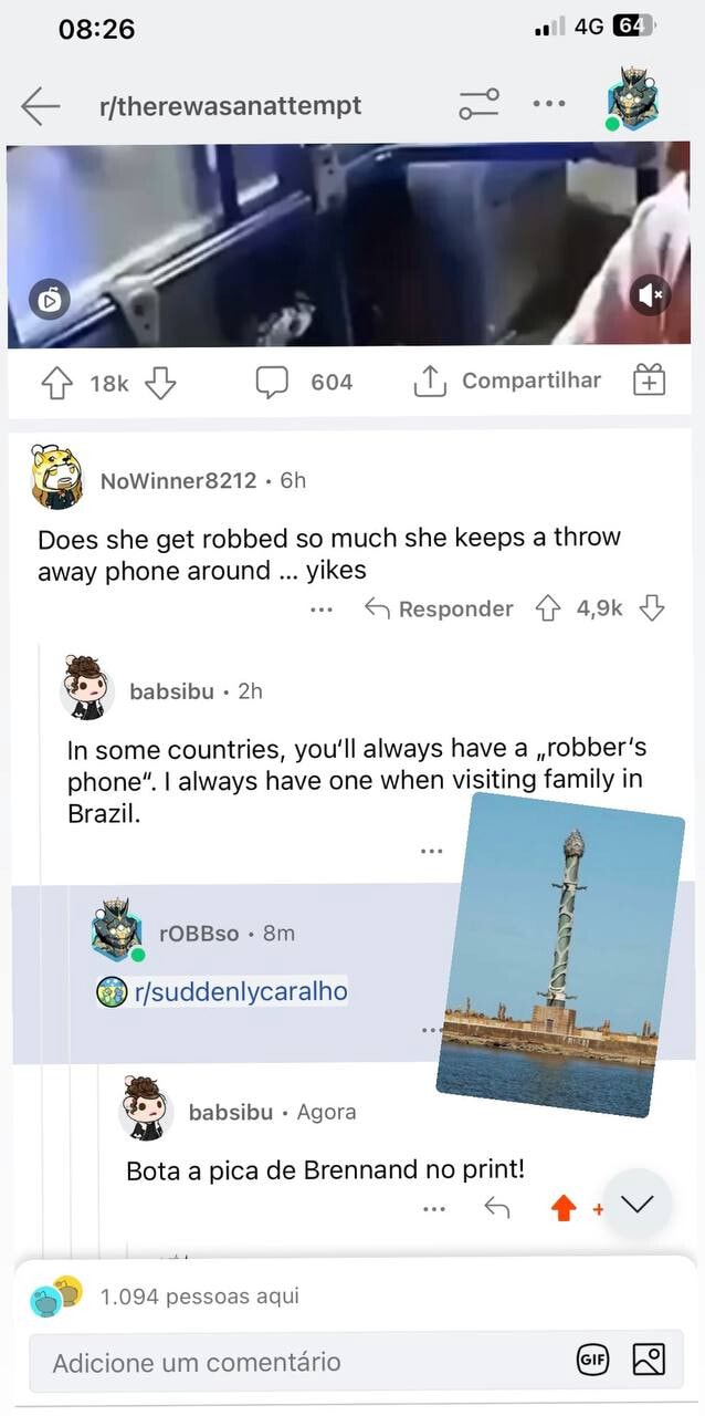 Compartithar Does she get robbed so much she keeps a throw away phone