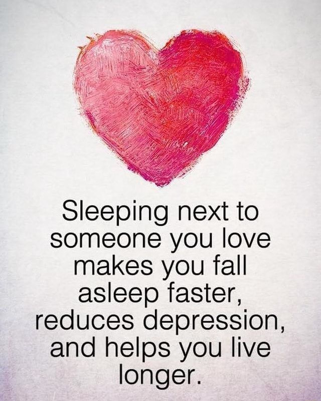 Sleeping Next To Someone You Love Makes You Fall Asleep Faster Reduces Depression And Helps 5323