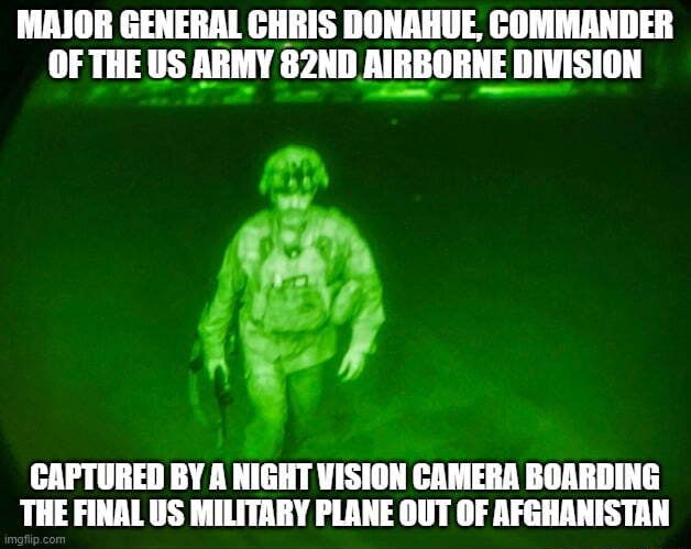 MAJOR GENERAL CHRIS DONAHUE, COMMANDER OF THE US ARMY 82ND AIRBORNE ...