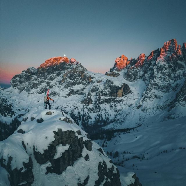 Avventurati tra le imponenti vette delle Pale di San Martino guardiani ...