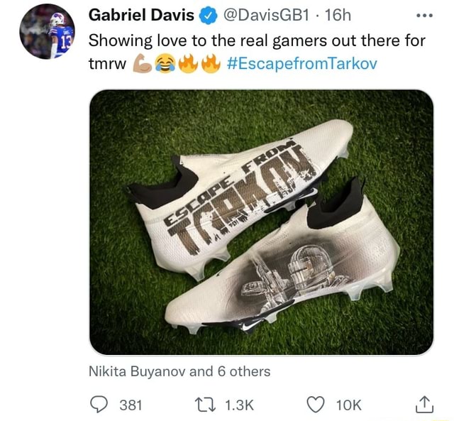 Pictures of Gabriel Davis wearing Escape from Tarkov themes Cleats