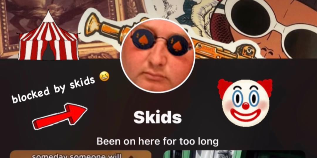 iFunny banner for @puss