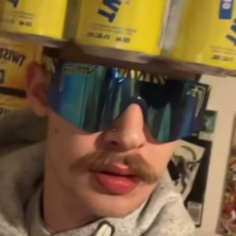 iFunny profile picture for @Viagra