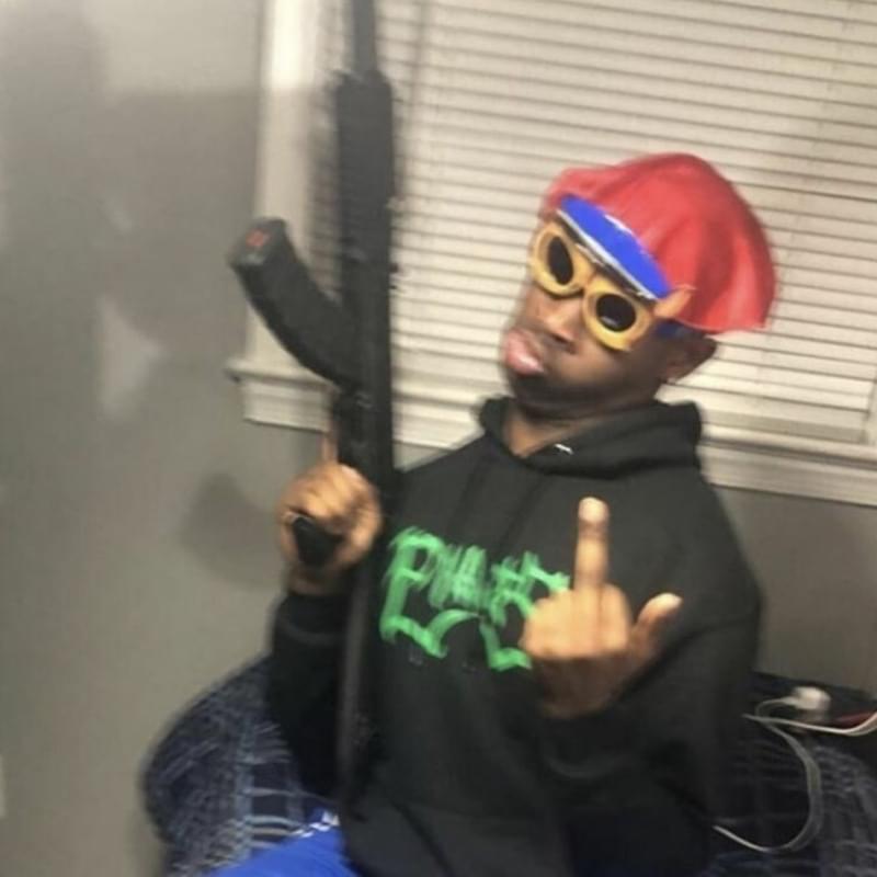 iFunny profile picture for @Robbing