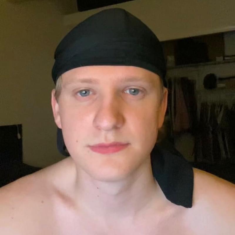 iFunny profile picture for @Mesmerizing