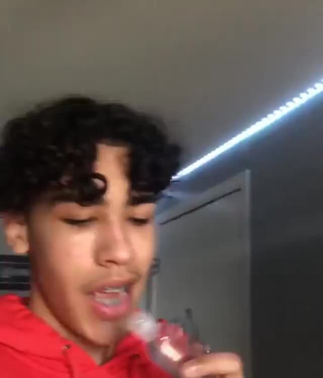 Yo go follow @igotcuteankles on tiktok - seo.title