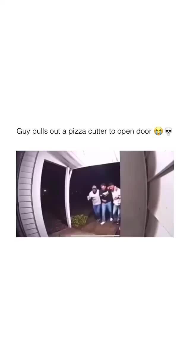 Guy pulls out a pizza cutter to open door iFunny