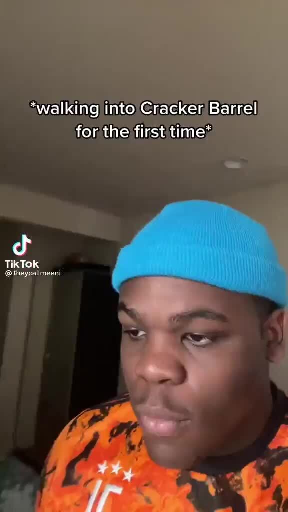 'walking into Cracker Barrel for the first time" TikTok theycallmeeni