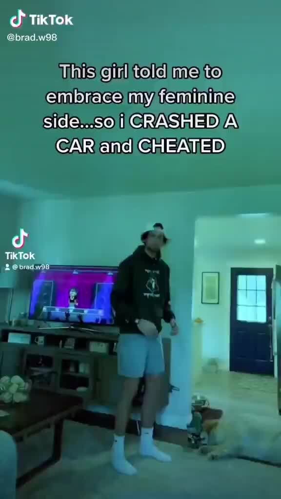 TikTok @brad.w98 embrace) SiGe..Se@) CRASHED A CAR and CHEATED Sik om ...