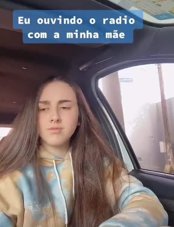 Eu ouvindo o radio com a minha mãe iFunny Brazil