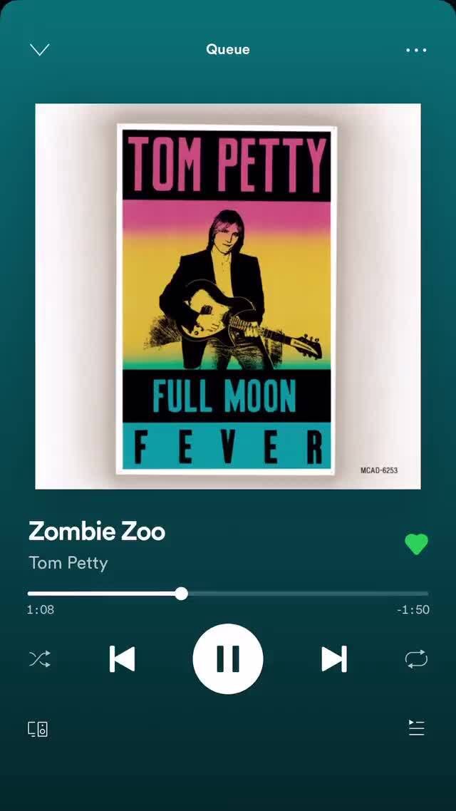 Queue FULL MOON Zombie Zoo Tom Petty \8 iFunny