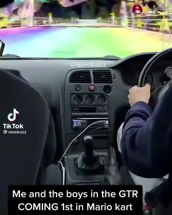 mario kart gtr