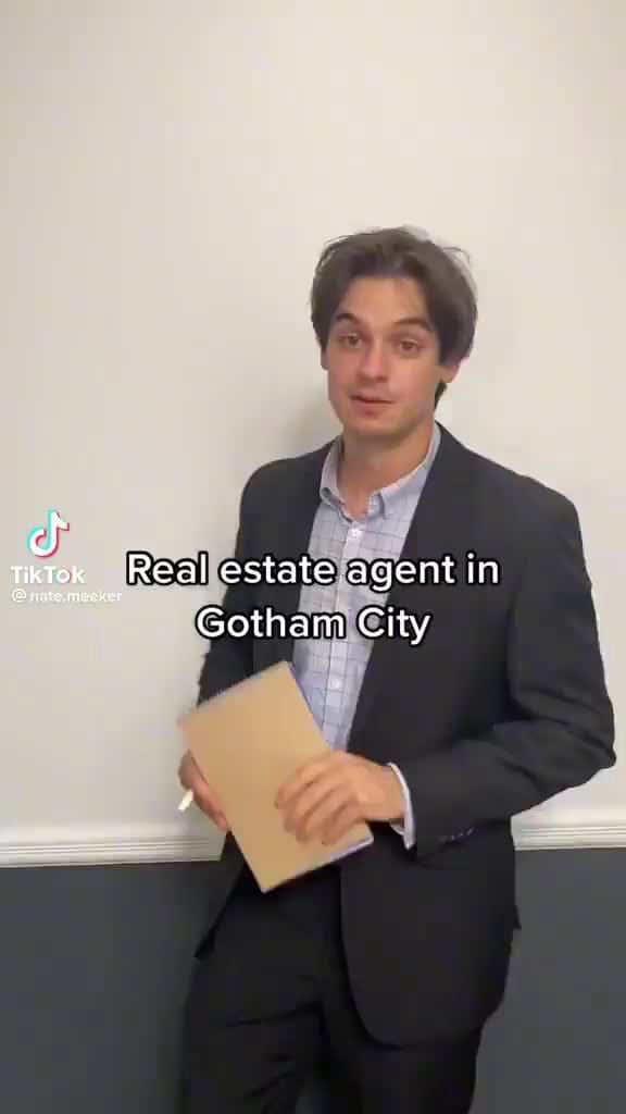 Real estate agent in Gotham City YOu me iFunny