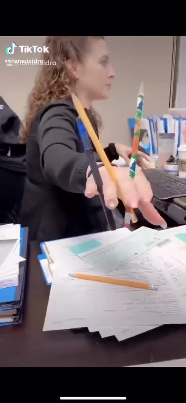 What noise do you make in bed? iFunny