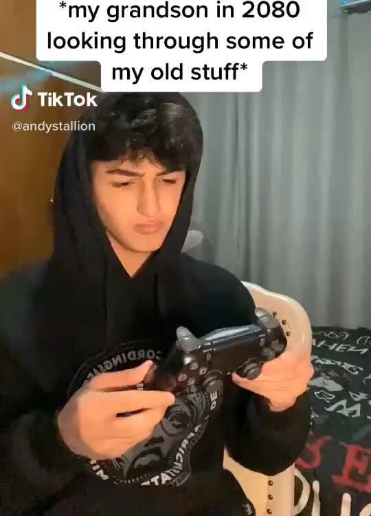 "my grandson in 2080 É looking through some of my old stuff* - iFunny