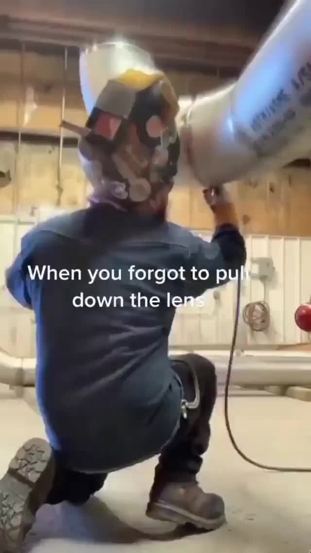 when-you-forgot-to-pull-down-the-lens-ifunny