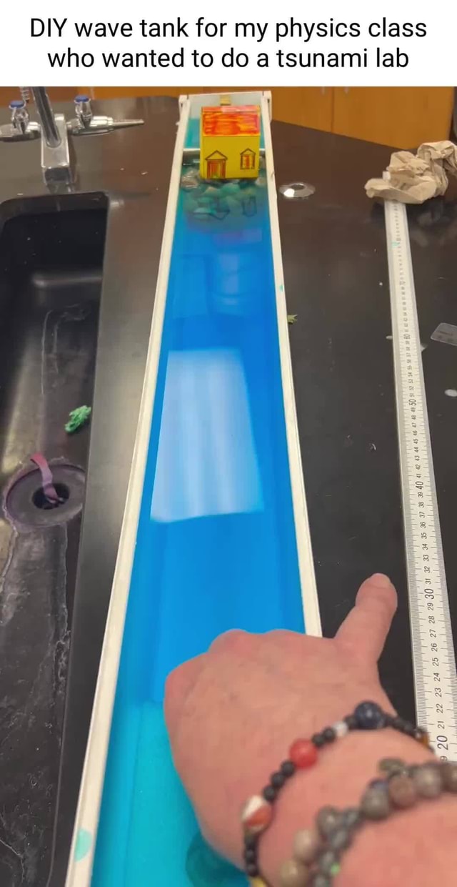 Tsunami wave lab